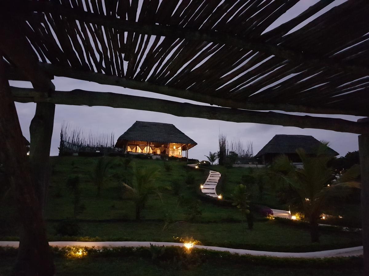 Готель Jua Retreat Michamvi Kae Екстер'єр фото